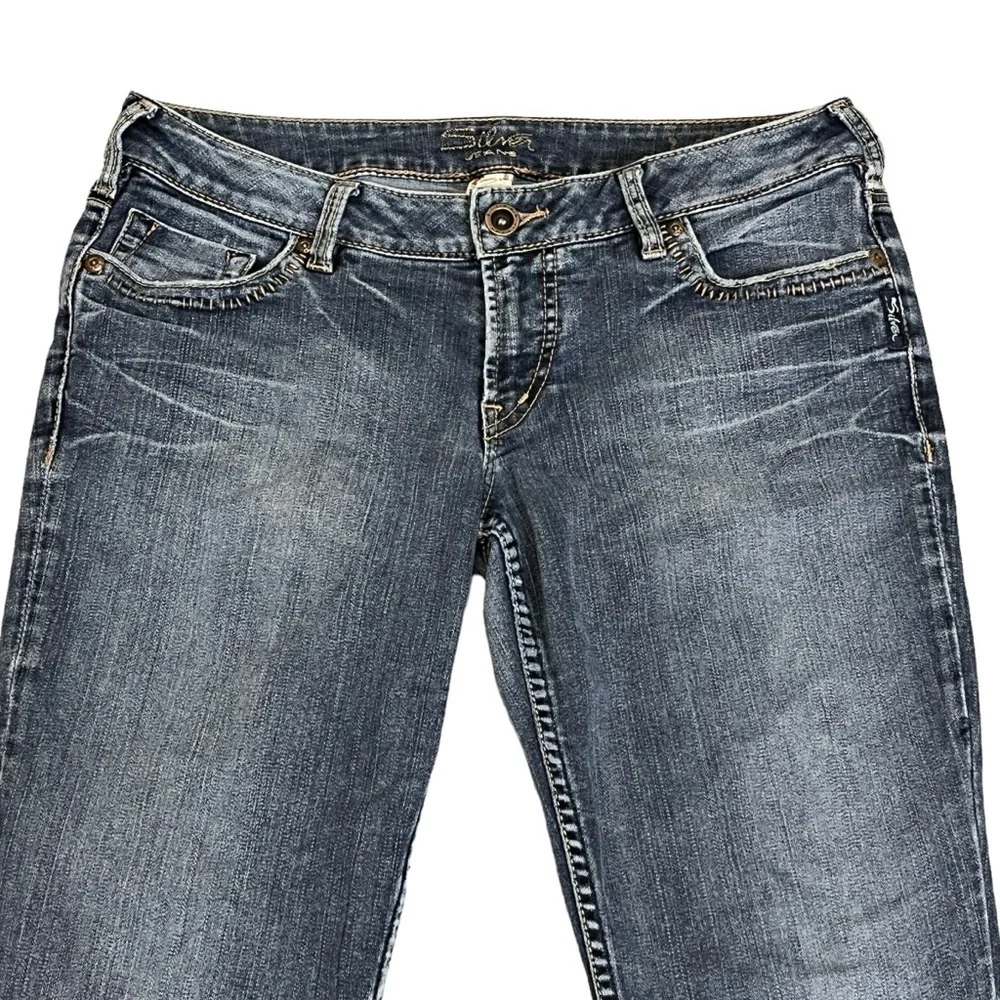 VINTAGE Silver Jean Straight Leg Low Rise. Blue Size 8? #